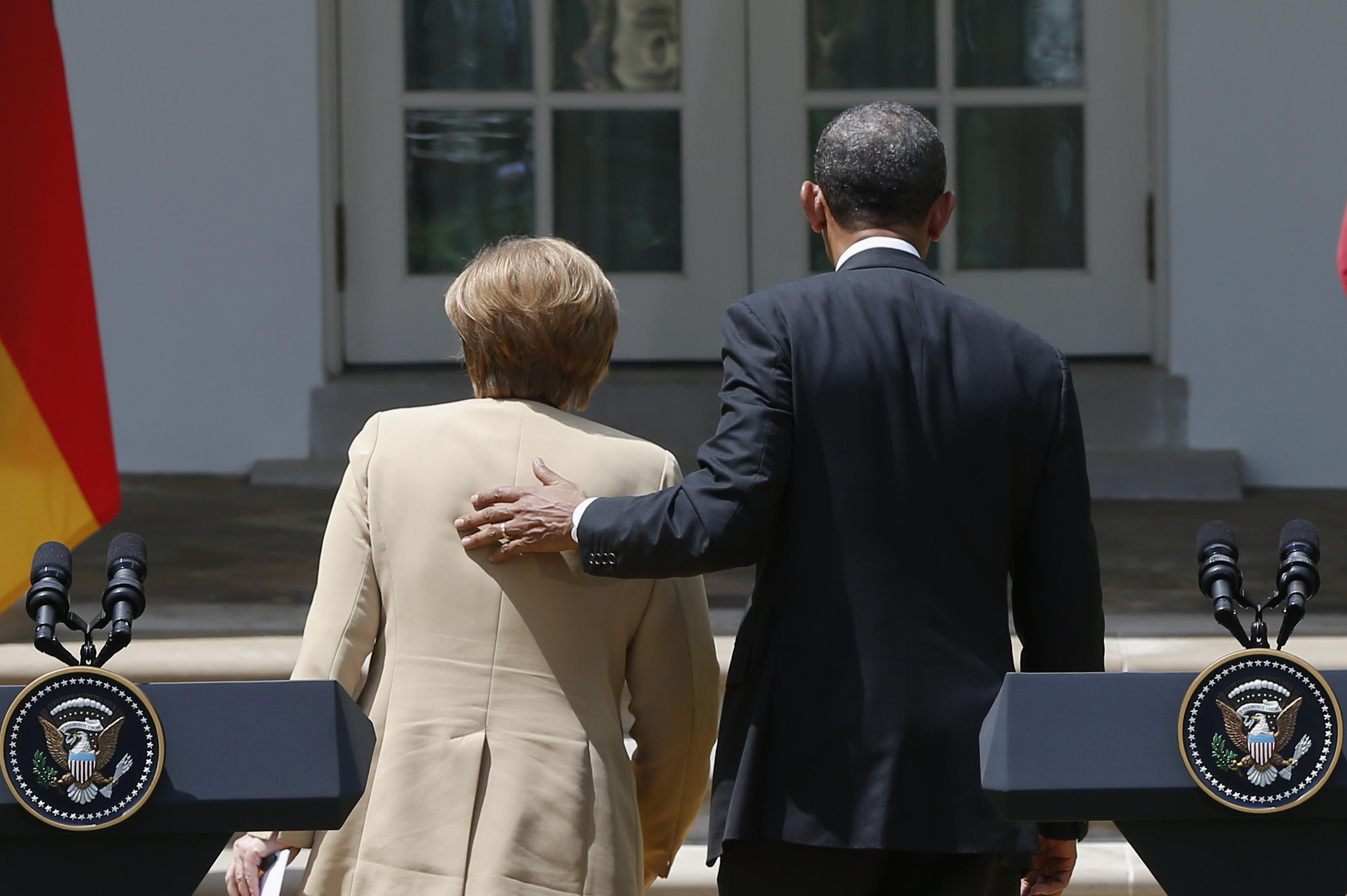 Η Μέρκελ πάει Ουάσινγκτον και μιλά με τον Ομπάμα για την Ουκρανία
